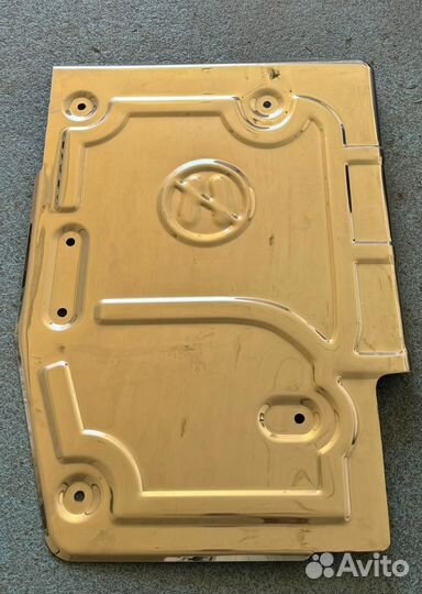 Крышка на бачок евро 5 Вольво