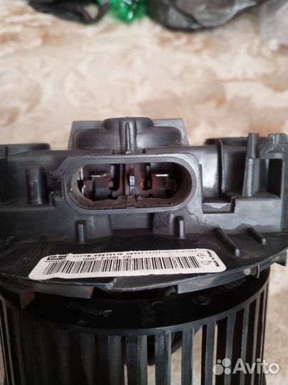Моторчик печки nissan note 2009 год