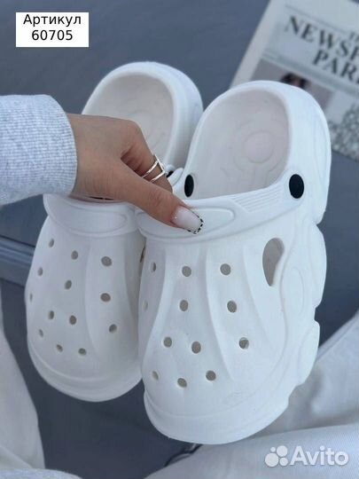 Шлепанцы crocs женские