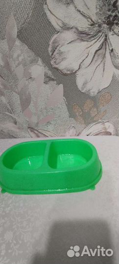 Тарелка для кота