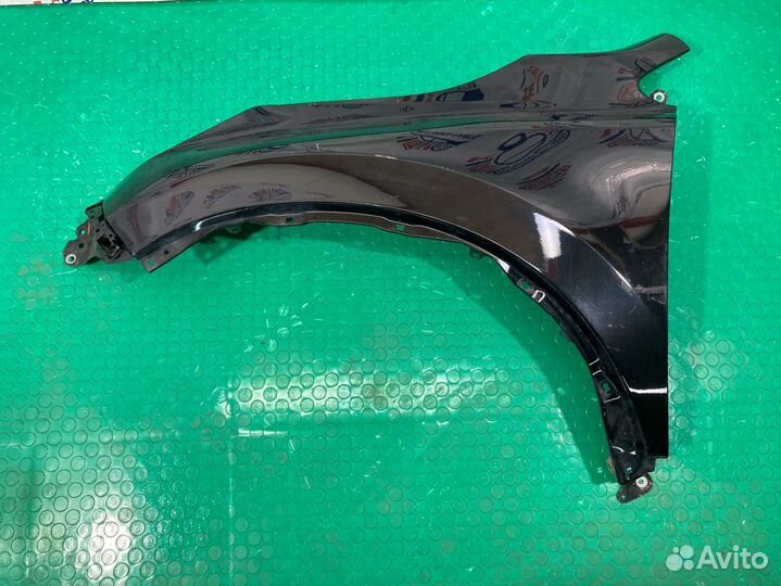 Крыло переднее левое Honda Cr-V RW