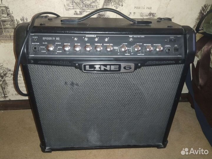 Гитарный комбоусилитель