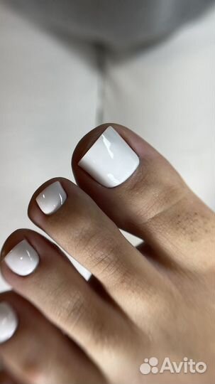 Модель на маникюр и педикюр бесплатно