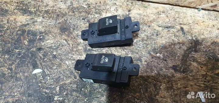 Кнопка стеклоподъемника Opel Antara 2007-2015