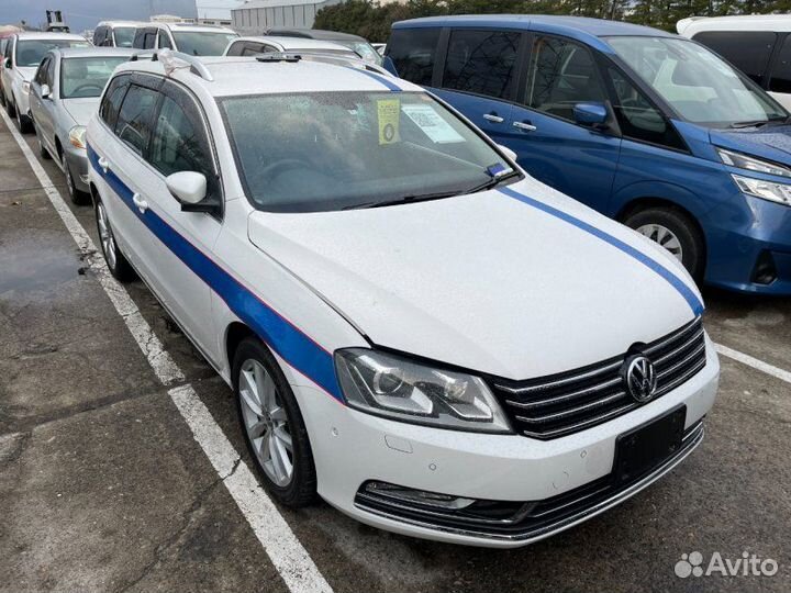 Обшивка салона левая Vw Passat B7 1.4 CAX 2014