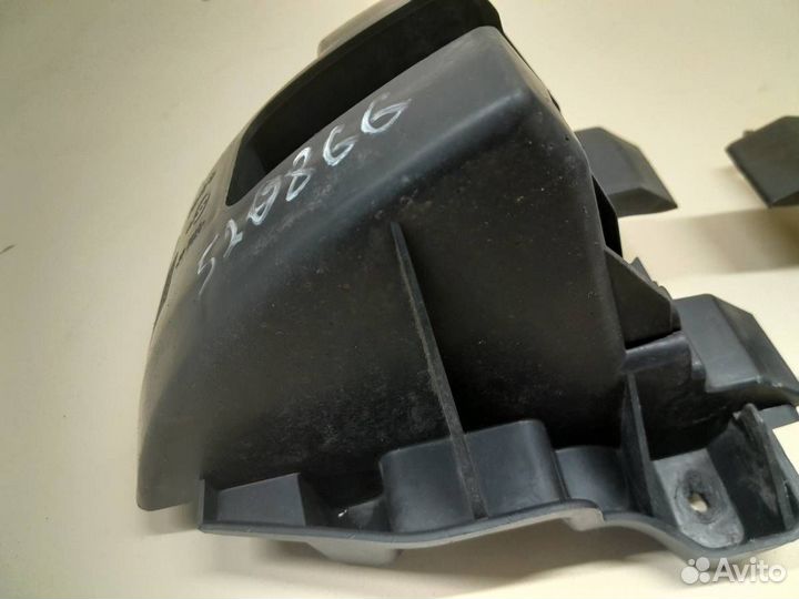 Усилитель заднего бампера LADA Largus 2012