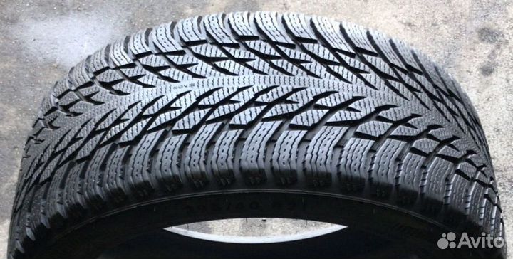 Ikon Tyres Autograph Snow 3 SUV 295/40 R21