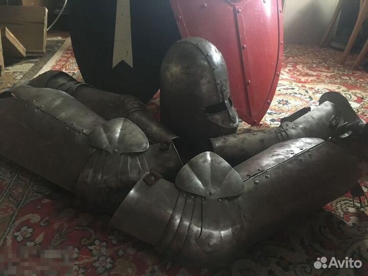 Рыцарские доспехи