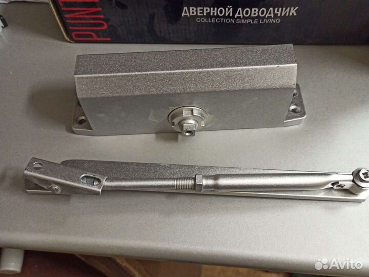 Доводчик для дверей