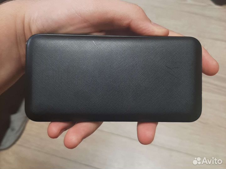 Повербанк 10000