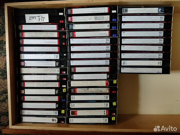 Видеокассеты VHS - лицензия, студия и перезапись