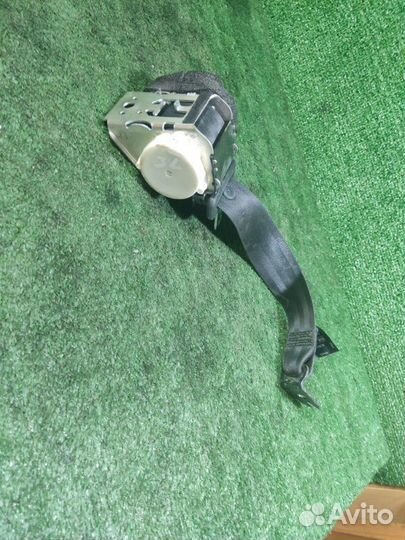 Ремень безопасности задний левый Ford Focus 2 1.8