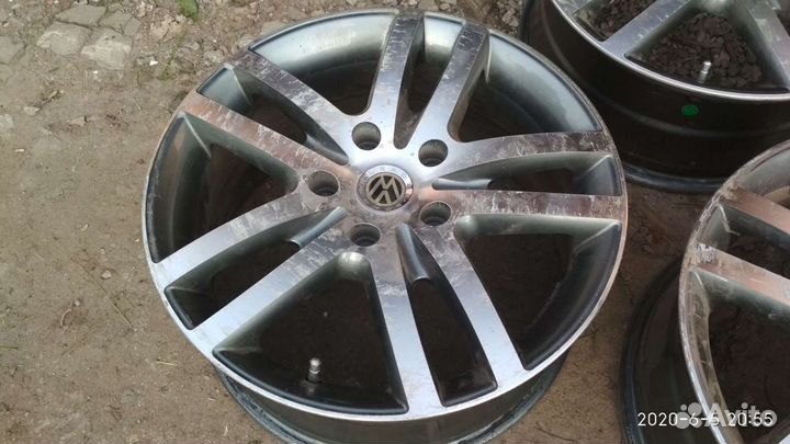 Nokian Tyres Hakka Z 225/50 R17