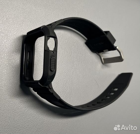 Ремешок чехол Spigen Armor Pro для Apple Watch