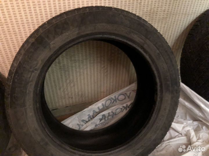 Continental ContiVikingContact 7 215/55 R17