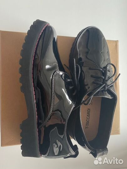 Лоферы женские