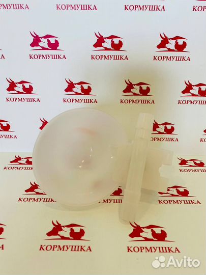 Поилка чашечная на клетку