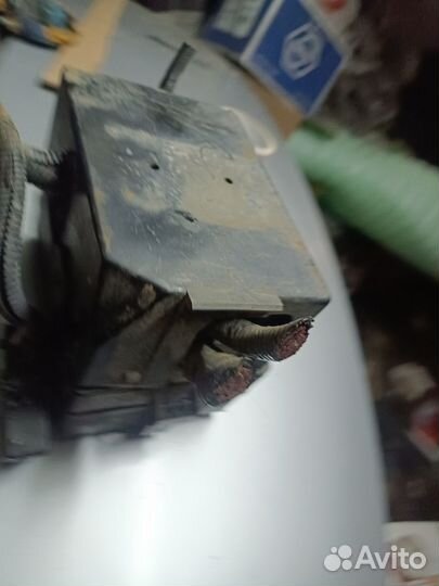 Корпус блока предохранителей Kia Spectra