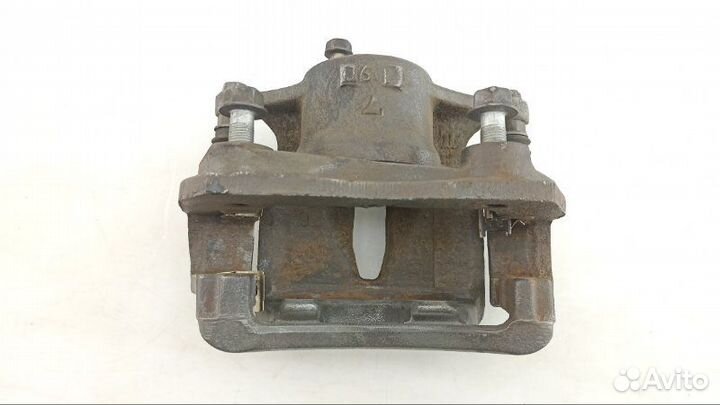 Суппорт передний правый Toyota Brevis JCG15 2002