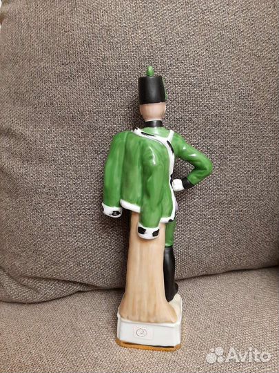 Фарфоровые статуэтки