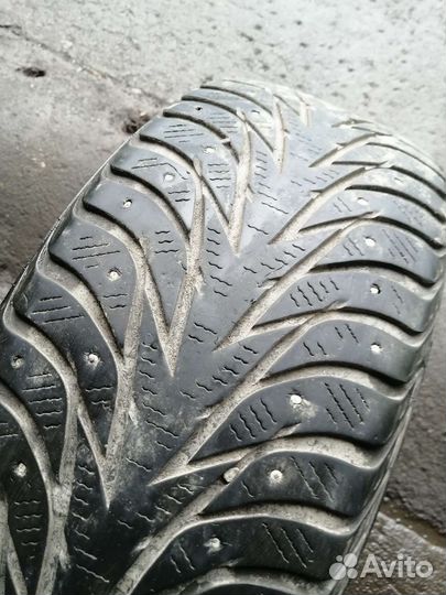 Yokohama Ice Guard IG35 215/60 R16