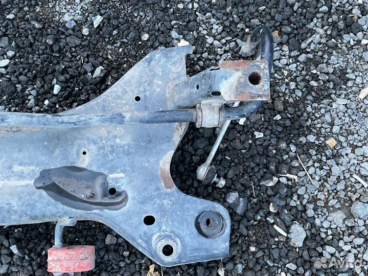 Подрамник передний Фольксваген Поло седан