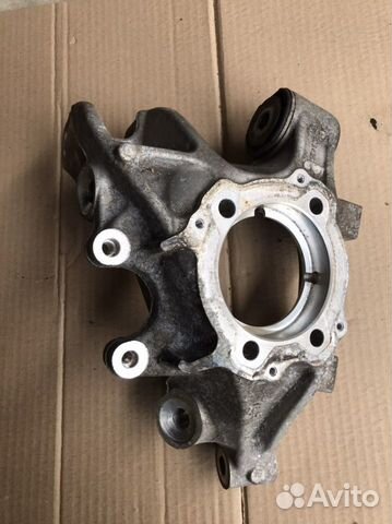 Кулак задний левый Порше Кайен 958(1432)