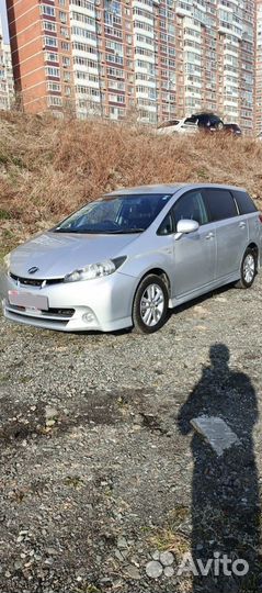 Toyota Wish 1.8 CVT, 2010, 92 000 км