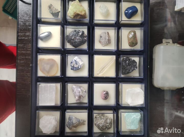 Коллекция камней минералов