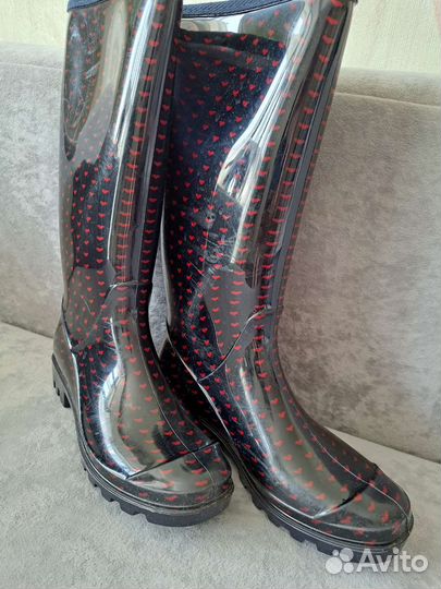 Резиновые сапоги