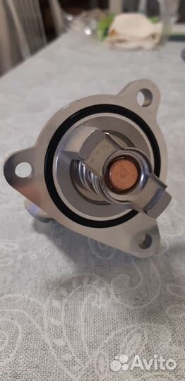 Термостат с фланцем для двигателя Рено k4m