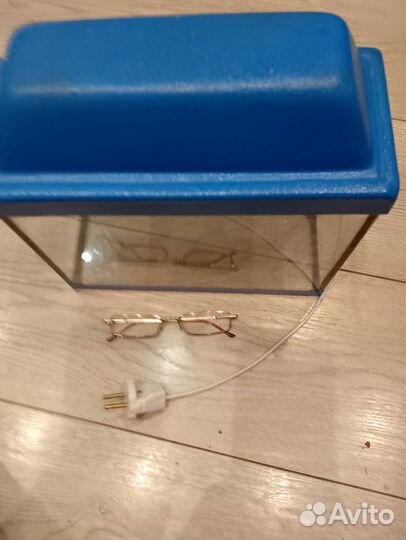 Аквариум с подсветкой и без