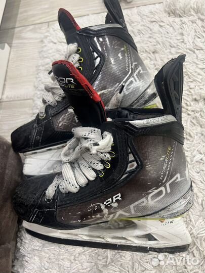 Хоккейные коньки bauer vapor hyperlite