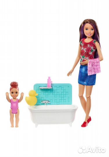 Барби ноги гнутся купание в ванне с дочкой