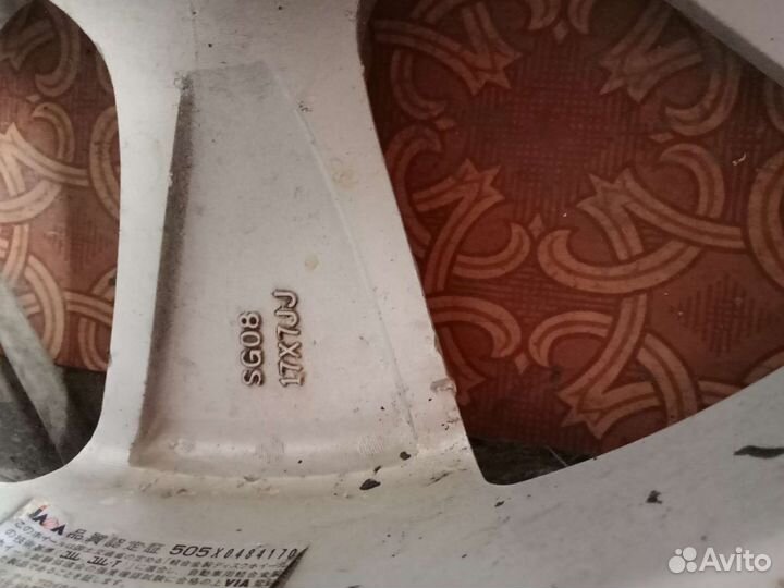 Продам литые диски оригинал r17 Тойота