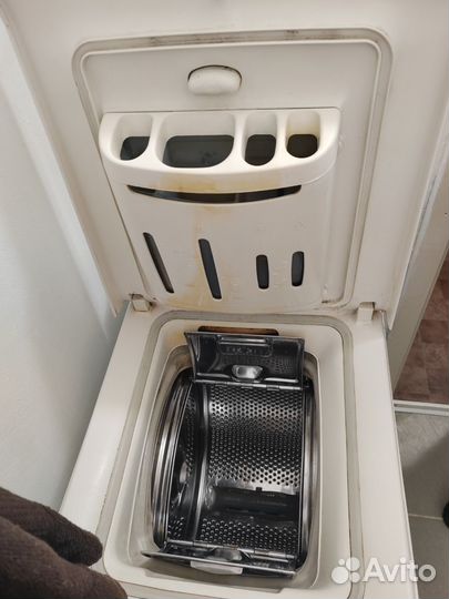 Стиральная машина с вертикальной загрузкой