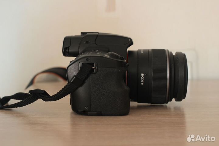 Sony Alpha SLT-A37
