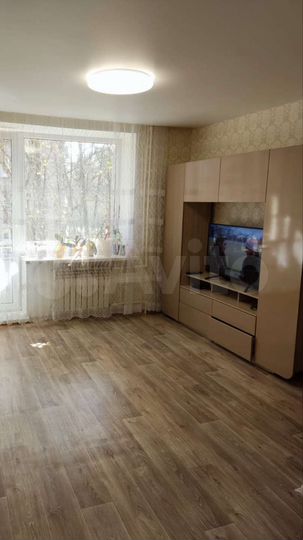 1-к. квартира, 30 м², 3/5 эт.