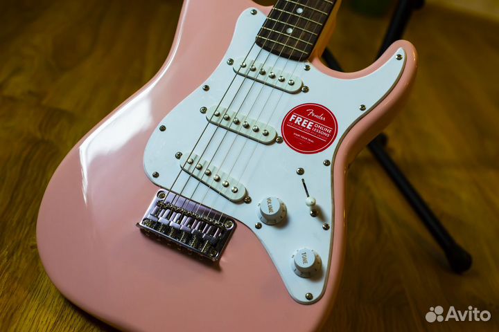 Fender Squier Mini Stratocaster V2 Shell Pink
