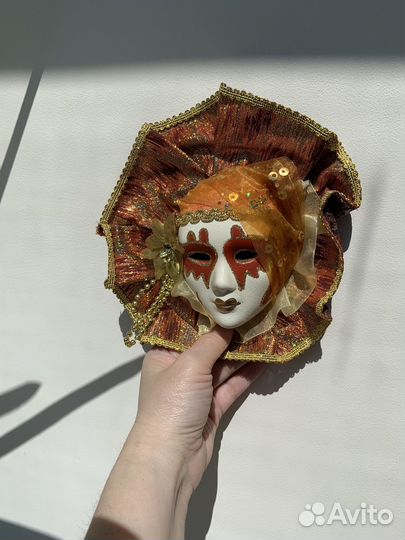 Венецианские маски декоративные