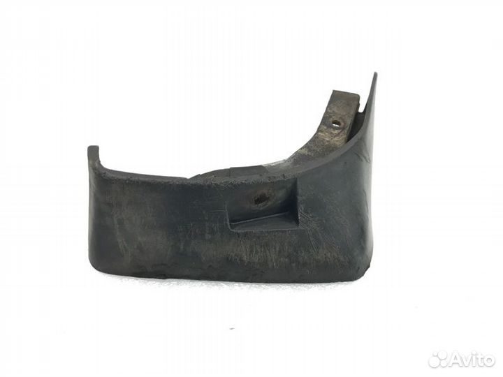 Брызговик задний правый Chevrolet Cruze седан 1.8