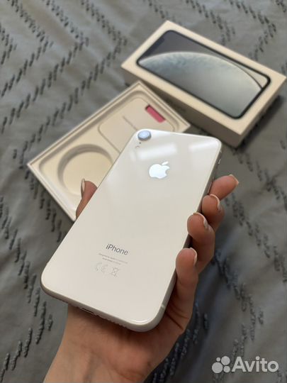 iPhone Xr, 64 ГБ