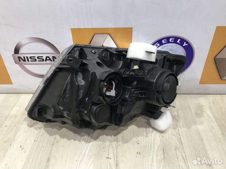 Фара Nissan terrano D10 Прав