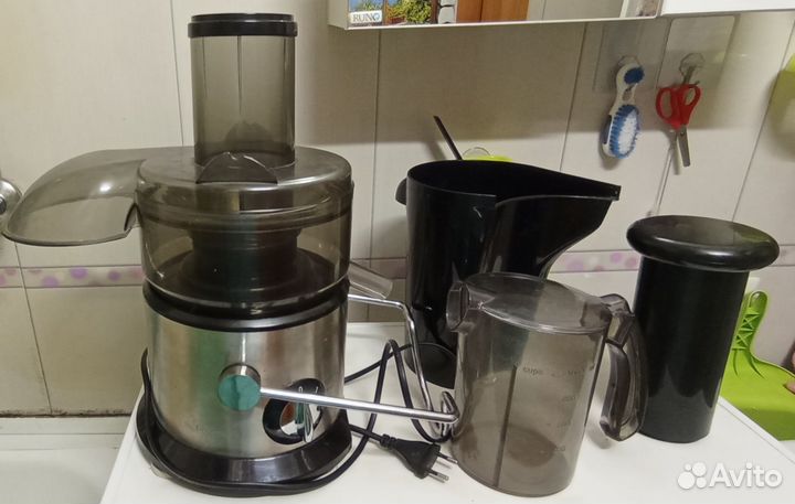 Соковыжималка электрическая rolsen