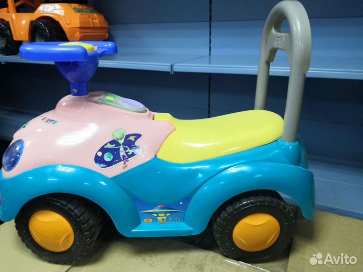 Детская машинка каталка