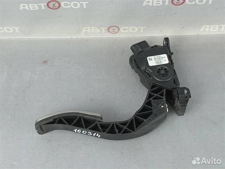 Педаль газа с электронным модулем Audi Q5 8R 200