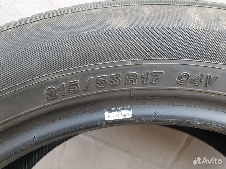 Yokohama BluEarth E70 215/55 R17