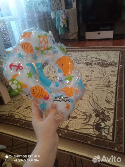 Круг на шею для купания