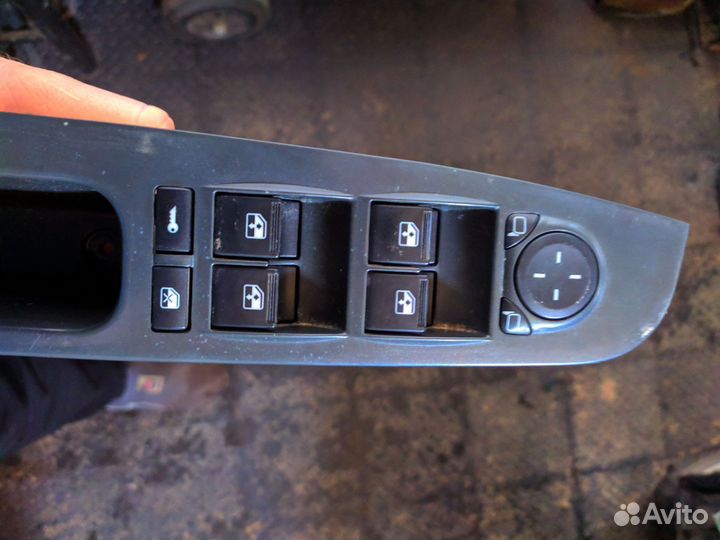 Блок управления стеклопакета приора люкс