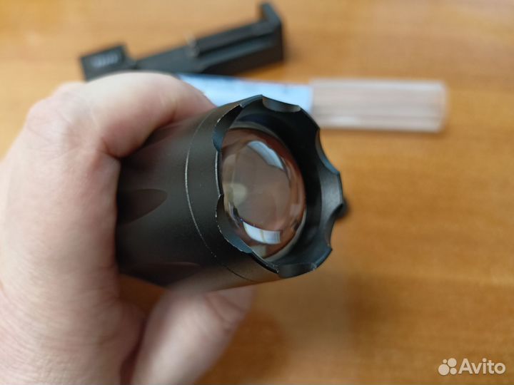 Фонарь XML-T6 Zoom светодиодный, акб, З/У